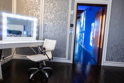 Smart Home Retreat Surrounded by Box Canyon Beauty - Los Angeles County, California