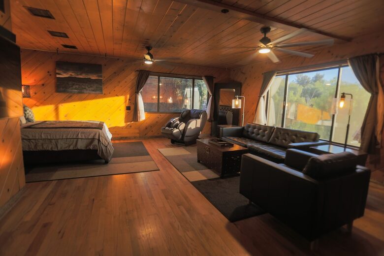 Smart Home Retreat Surrounded by Box Canyon Beauty - Los Angeles County, California