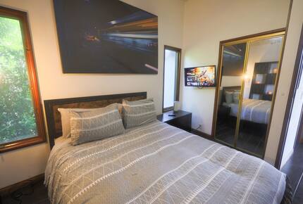 Smart Home Retreat Surrounded by Box Canyon Beauty - Los Angeles County, California