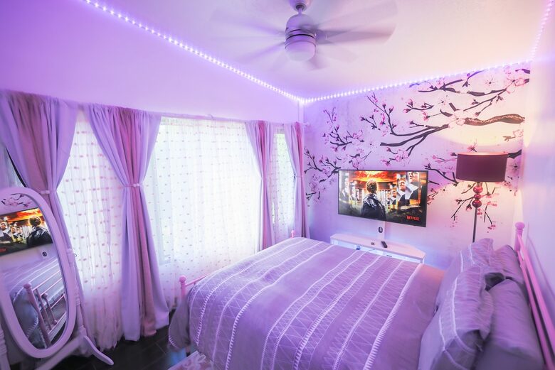 Smart Home Retreat Surrounded by Box Canyon Beauty - Los Angeles County, California