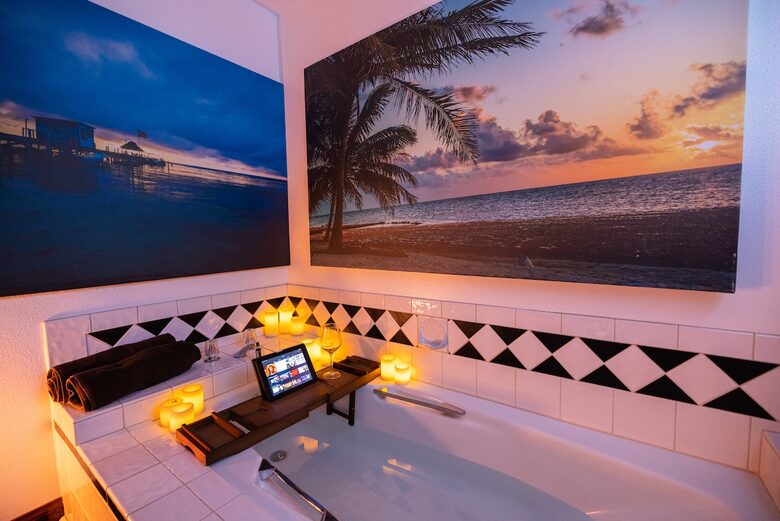 Smart Home Retreat Surrounded by Box Canyon Beauty - Los Angeles County, California