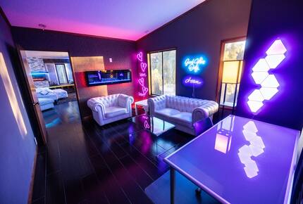 Smart Home Retreat Surrounded by Box Canyon Beauty - Los Angeles County, California