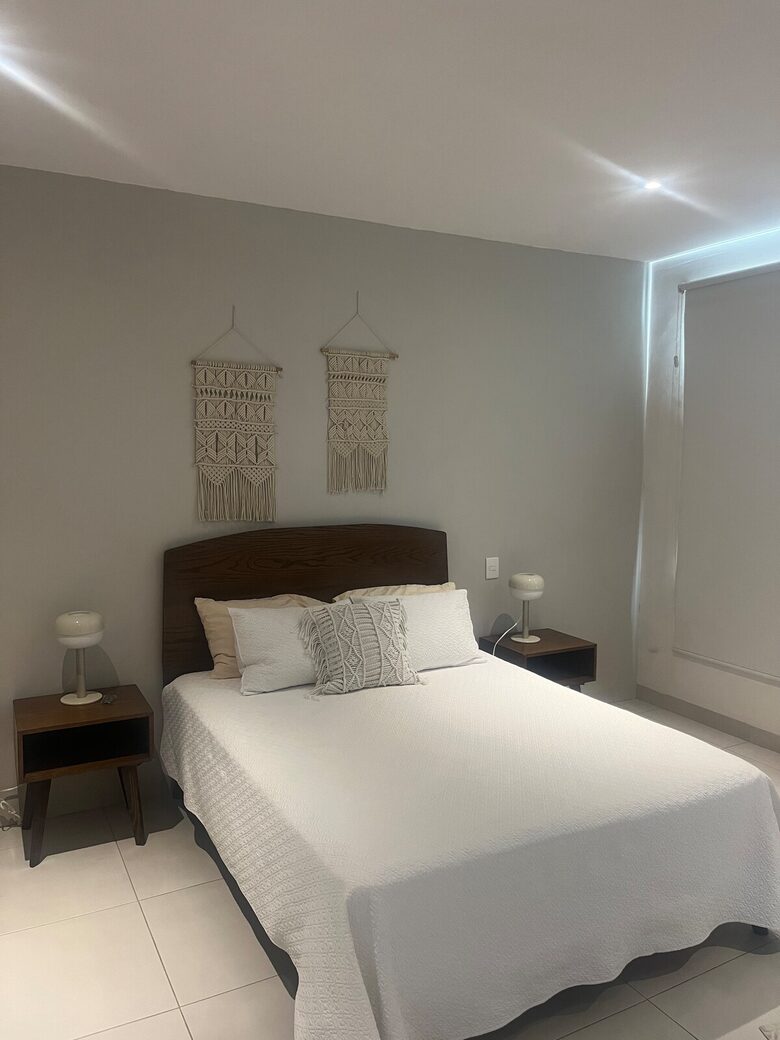 Stylish Contemporary Stay with Ample Outdoor Living - León, Mexico