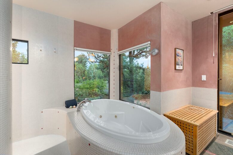 Luxury Desert Retreat with Red Rock Views & Trails - Sedona, Arizona