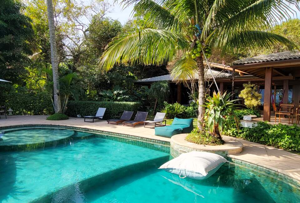 Sunset Elegance on Baía da Praia do Julião - Ilhabela, Brazil