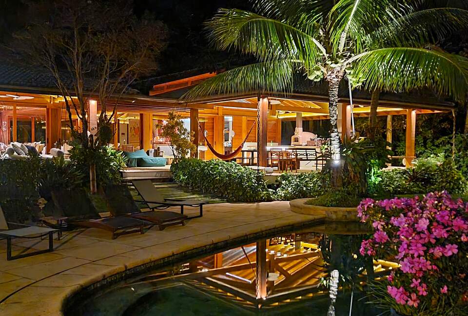 Sunset Elegance on Baía da Praia do Julião - Ilhabela, Brazil