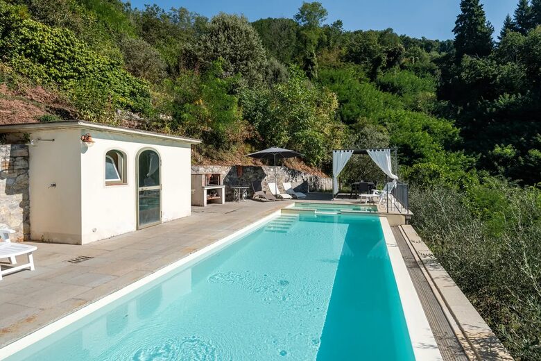 Refined Escape Surrounded by the Tuscan Hills - Coreglia Antelminelli, Italy