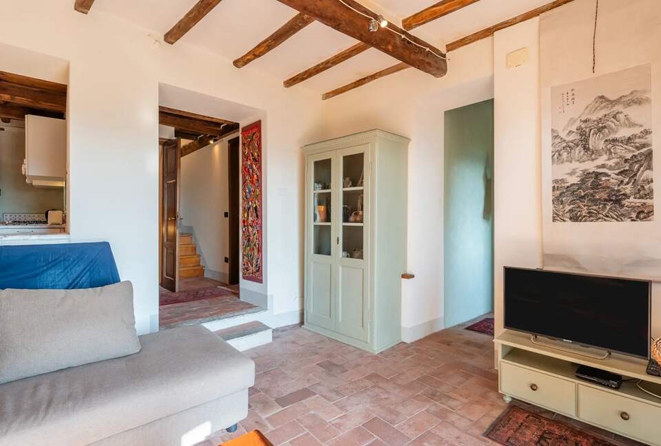 Refined Escape Surrounded by the Tuscan Hills - Coreglia Antelminelli, Italy