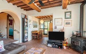 Refined Escape Surrounded by the Tuscan Hills - Coreglia Antelminelli, Italy