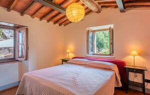 Refined Escape Surrounded by the Tuscan Hills - Coreglia Antelminelli, Italy
