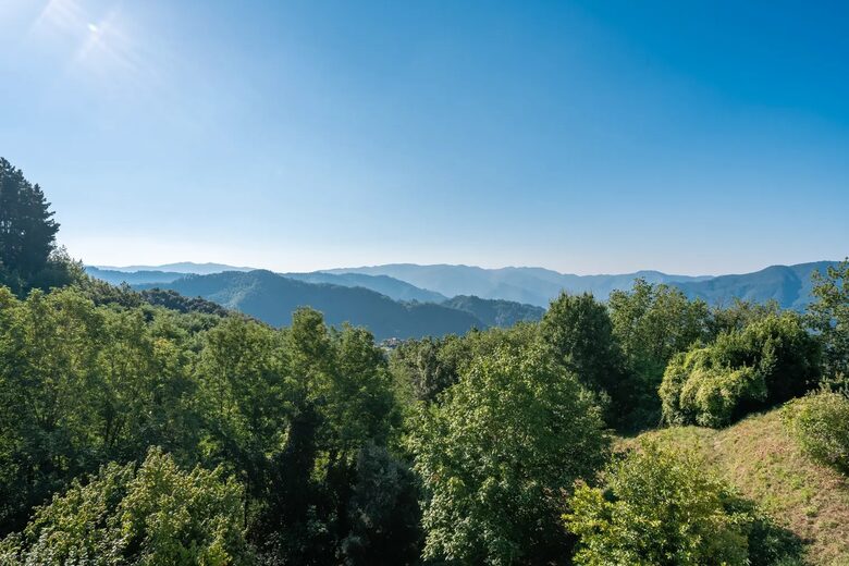 Refined Escape Surrounded by the Tuscan Hills - Coreglia Antelminelli, Italy