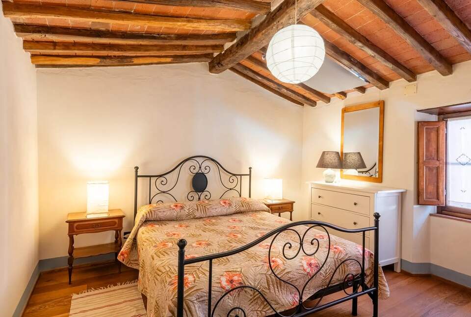 Refined Escape Surrounded by the Tuscan Hills - Coreglia Antelminelli, Italy