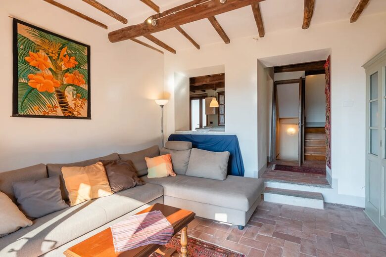 Refined Escape Surrounded by the Tuscan Hills - Coreglia Antelminelli, Italy