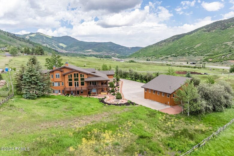 Alpine Grandeur | A World-Class Park City Estate - Park City, Utah