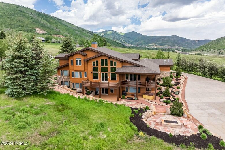 Alpine Grandeur | A World-Class Park City Estate - Park City, Utah