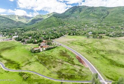 Alpine Grandeur | A World-Class Park City Estate - Park City, Utah