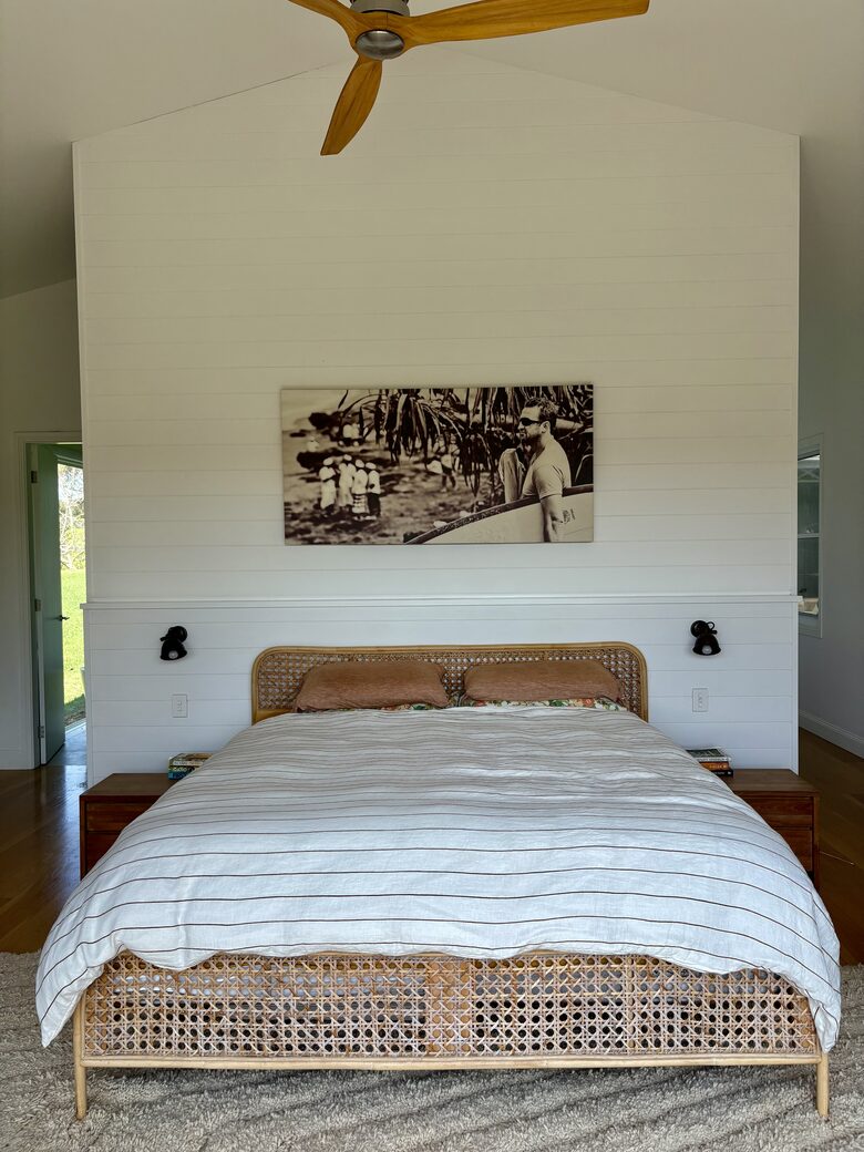 Hilltop Retreat with Infinity Pool and Tennis Court - Myocum, Australia