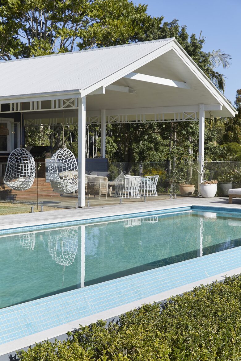 Hilltop Retreat with Infinity Pool and Tennis Court - Myocum, Australia