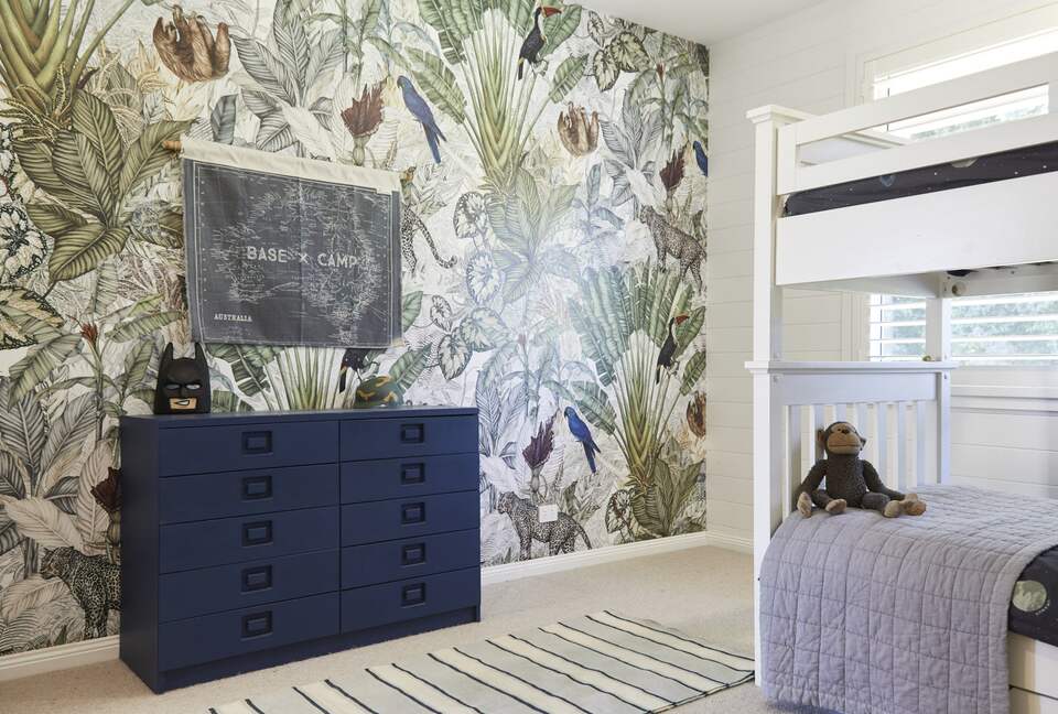 Hilltop Retreat with Infinity Pool and Tennis Court - Myocum, Australia