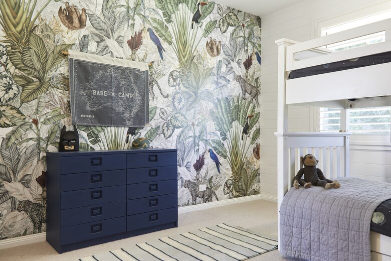 Hilltop Retreat with Infinity Pool and Tennis Court - Myocum, Australia