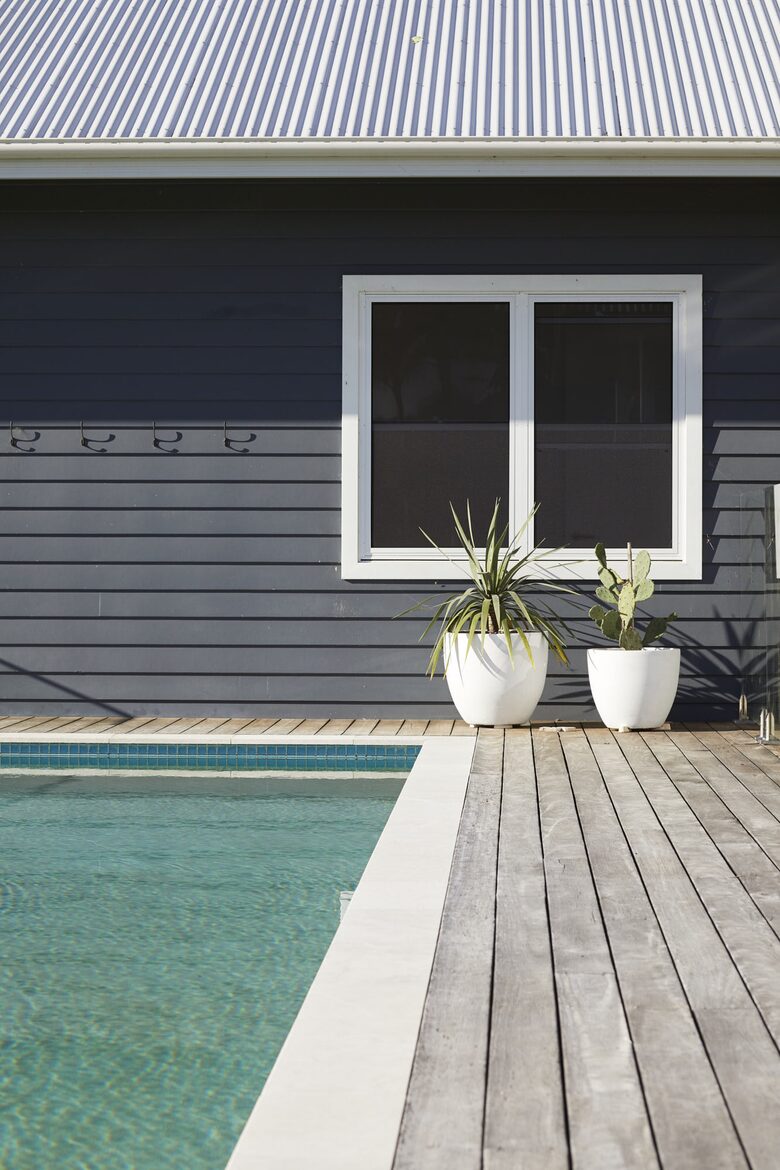 Hilltop Retreat with Infinity Pool and Tennis Court - Myocum, Australia