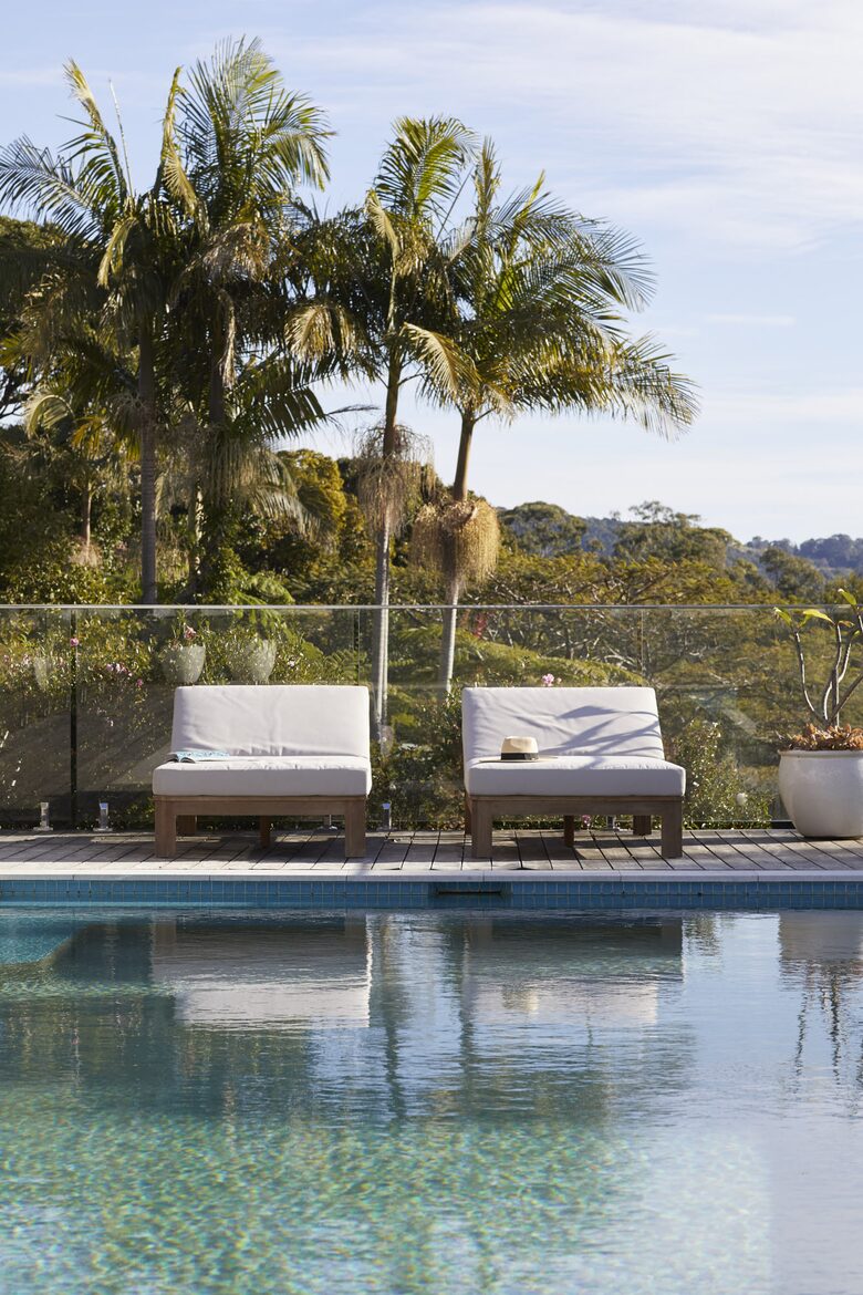 Hilltop Retreat with Infinity Pool and Tennis Court - Myocum, Australia