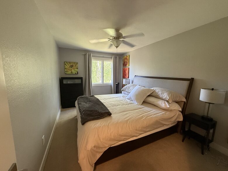 Bright & Comfortable Anchorage Escape - Anchorage, Alaska