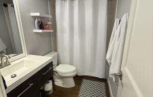 Bright & Comfortable Anchorage Escape - Anchorage, Alaska