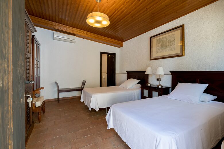 Rustic Elegance in the Heart of Extremadura - Cuacos de Yuste, Spain