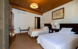 Rustic Elegance in the Heart of Extremadura - Cuacos de Yuste, Spain