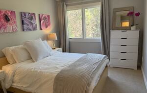 Bright & Comfortable Anchorage Escape - Anchorage, Alaska