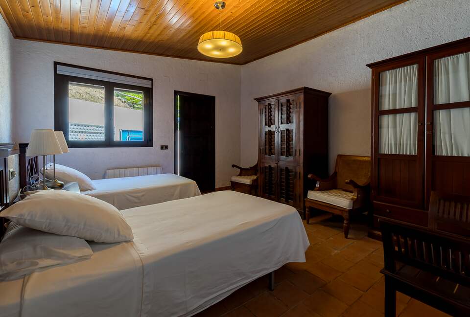 Rustic Elegance in the Heart of Extremadura - Cuacos de Yuste, Spain