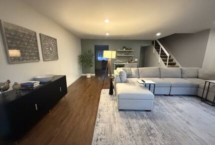 Bright & Comfortable Anchorage Escape - Anchorage, Alaska