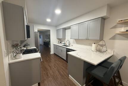 Bright & Comfortable Anchorage Escape - Anchorage, Alaska