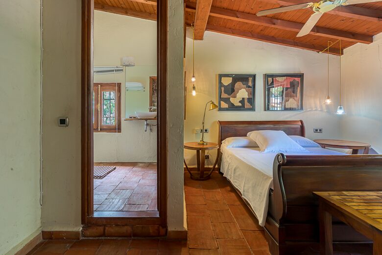 Rustic Elegance in the Heart of Extremadura - Cuacos de Yuste, Spain