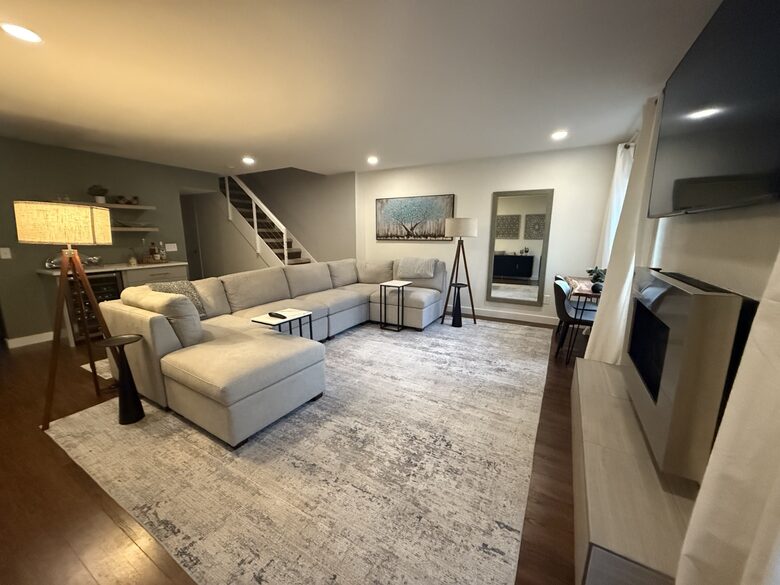 Bright & Comfortable Anchorage Escape - Anchorage, Alaska