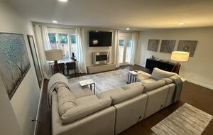 Bright & Comfortable Anchorage Escape - Anchorage, Alaska