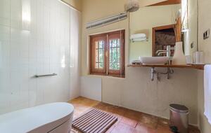 Rustic Elegance in the Heart of Extremadura - Cuacos de Yuste, Spain