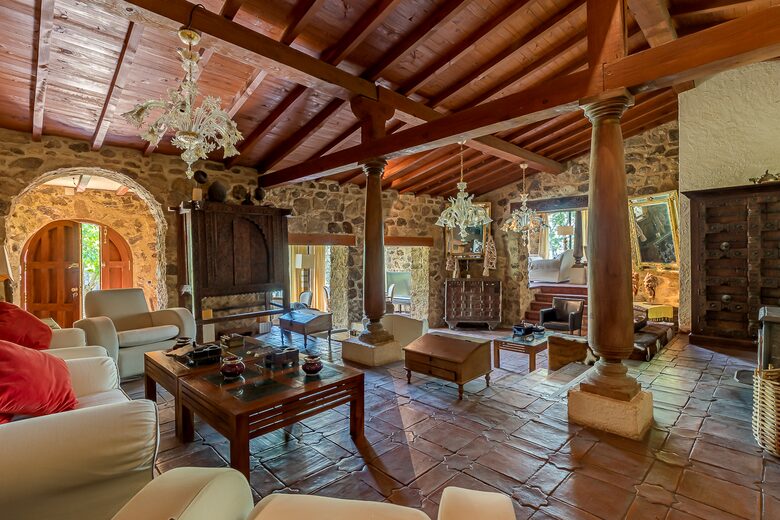 Rustic Elegance in the Heart of Extremadura - Cuacos de Yuste, Spain