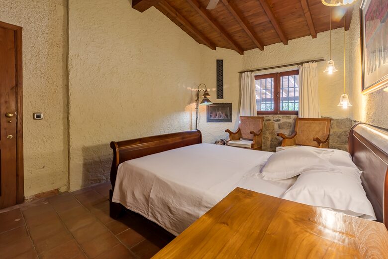Rustic Elegance in the Heart of Extremadura - Cuacos de Yuste, Spain
