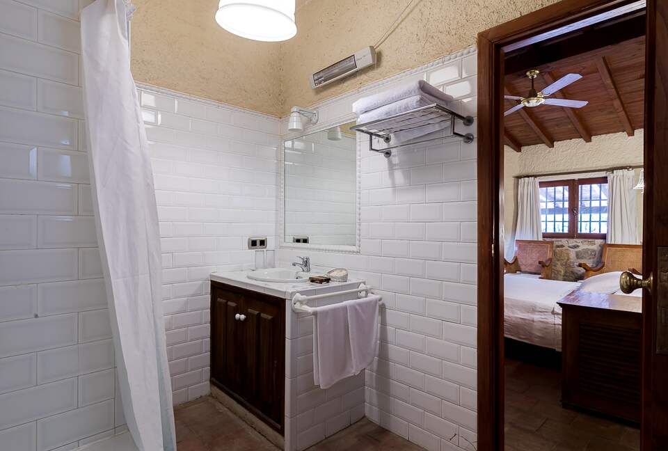 Rustic Elegance in the Heart of Extremadura - Cuacos de Yuste, Spain