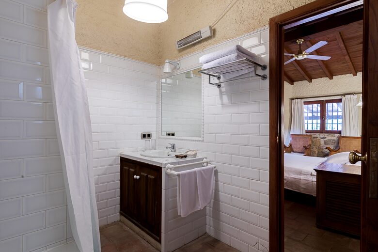 Rustic Elegance in the Heart of Extremadura - Cuacos de Yuste, Spain