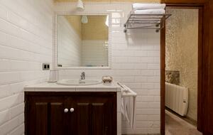 Rustic Elegance in the Heart of Extremadura - Cuacos de Yuste, Spain