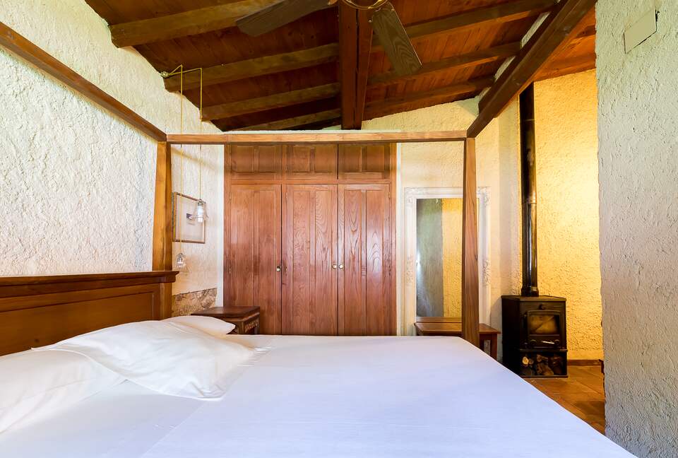 Rustic Elegance in the Heart of Extremadura - Cuacos de Yuste, Spain