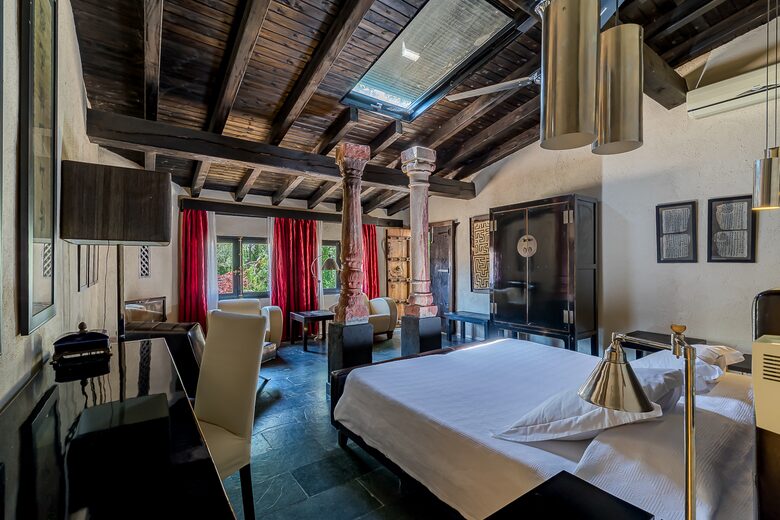 Rustic Elegance in the Heart of Extremadura - Cuacos de Yuste, Spain