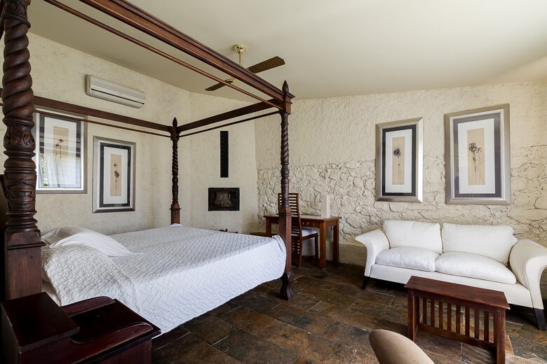 Rustic Elegance in the Heart of Extremadura - Cuacos de Yuste, Spain