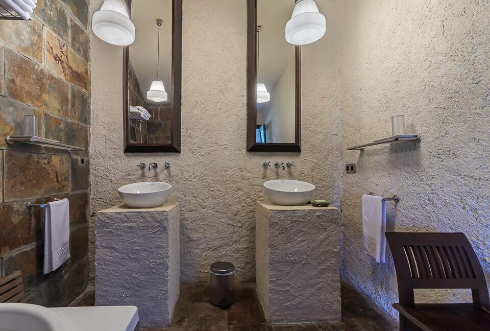 Rustic Elegance in the Heart of Extremadura - Cuacos de Yuste, Spain