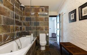 Rustic Elegance in the Heart of Extremadura - Cuacos de Yuste, Spain