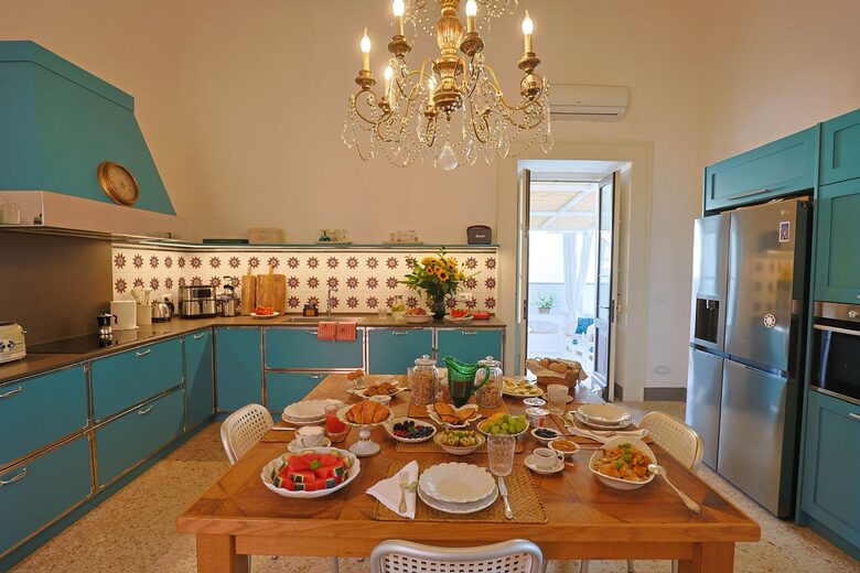 Timeless Salento Charm with Modern Comforts - Taviano, Italy