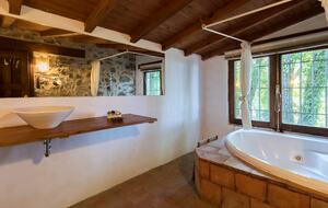 Rustic Elegance in the Heart of Extremadura - Cuacos de Yuste, Spain